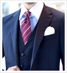 スーツでの結婚式・披露宴・式典・パーティー（略礼装）