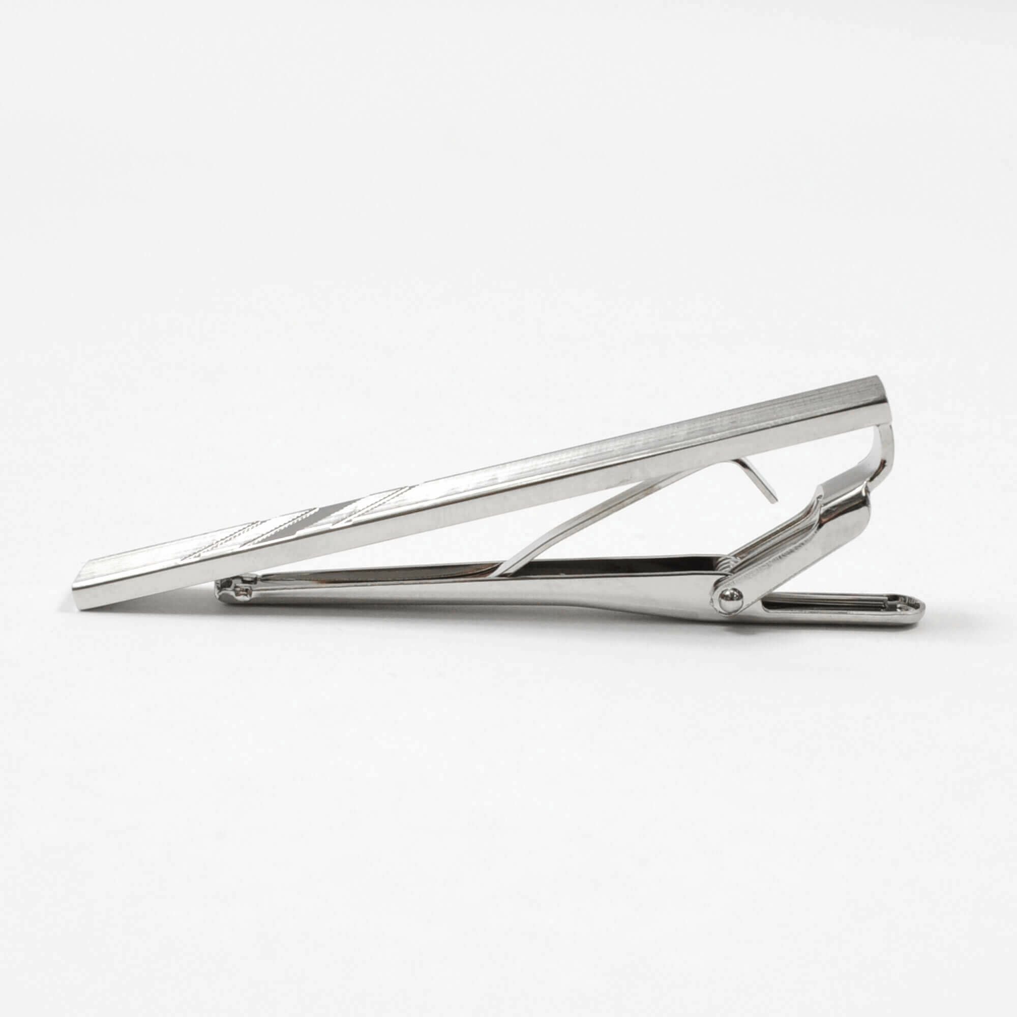 ビジネスから結婚式までメンズ小物 PIN-C-002-SILVER