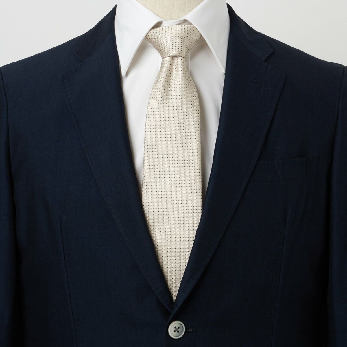 ネクタイ NJ-B02-04-BEIGE-コーディネート