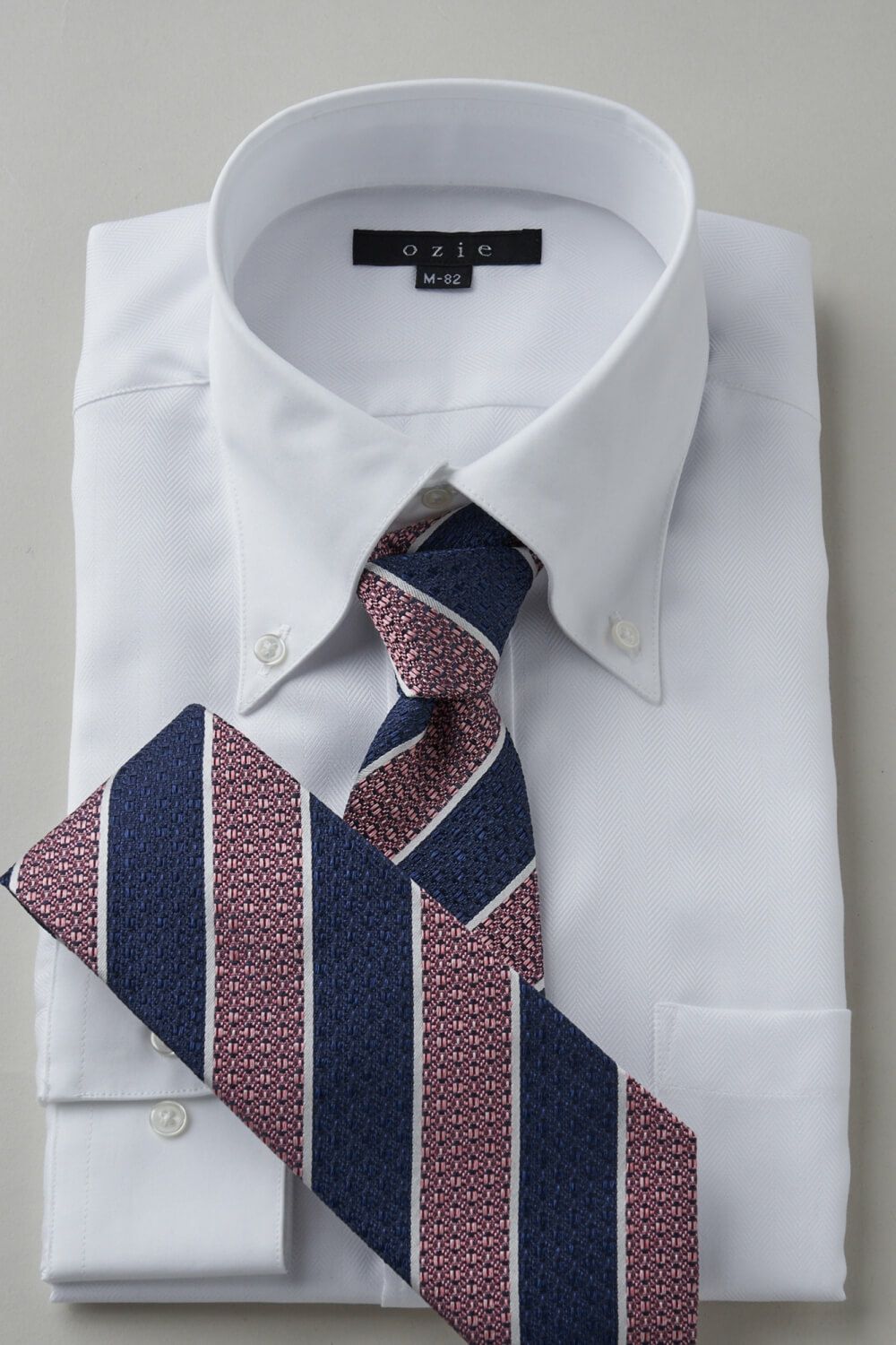 ワイシャツ 8065CL-B02A-WHITE-コーディネートイメージ