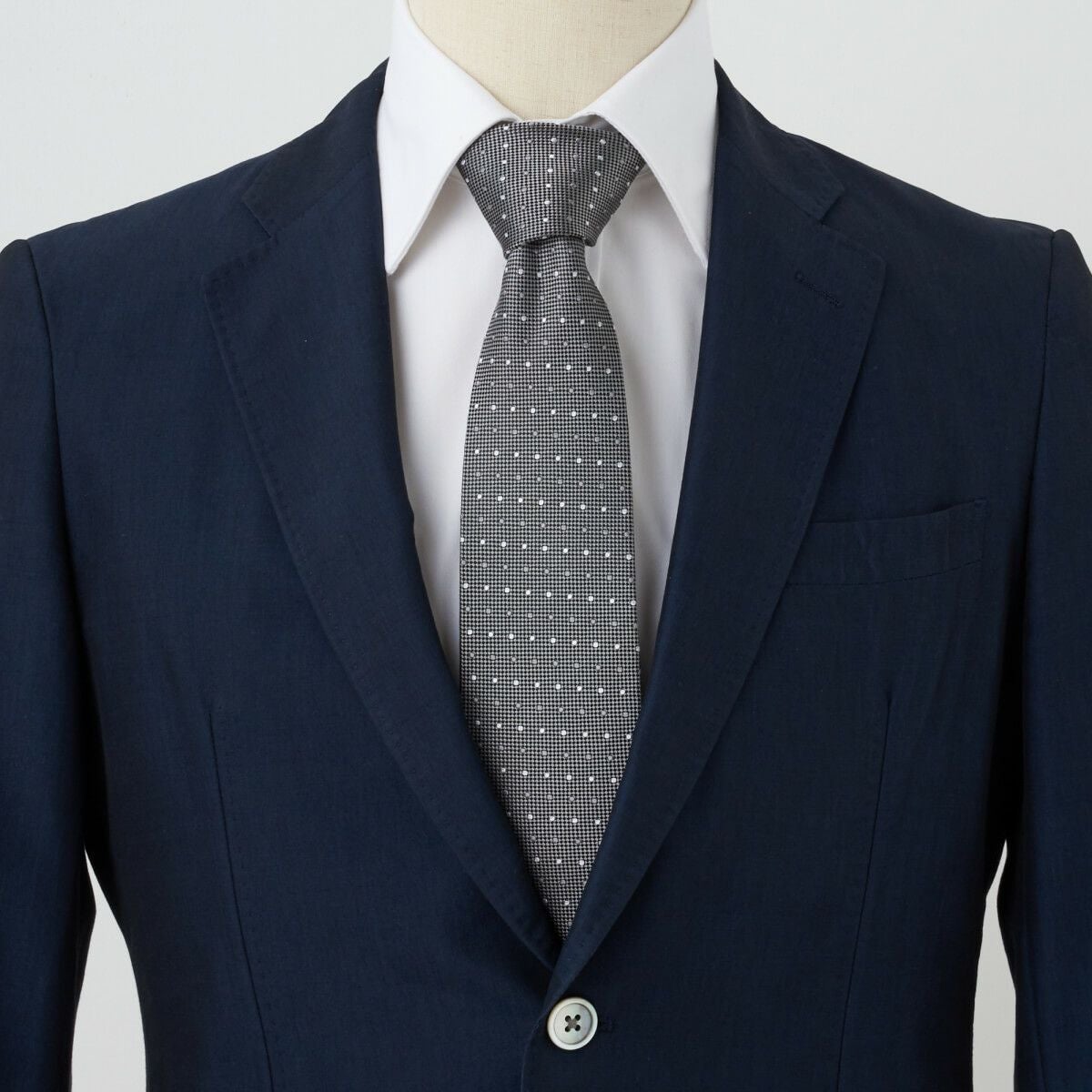 ネクタイ NJ-C01-10-GRAY-コーディネート