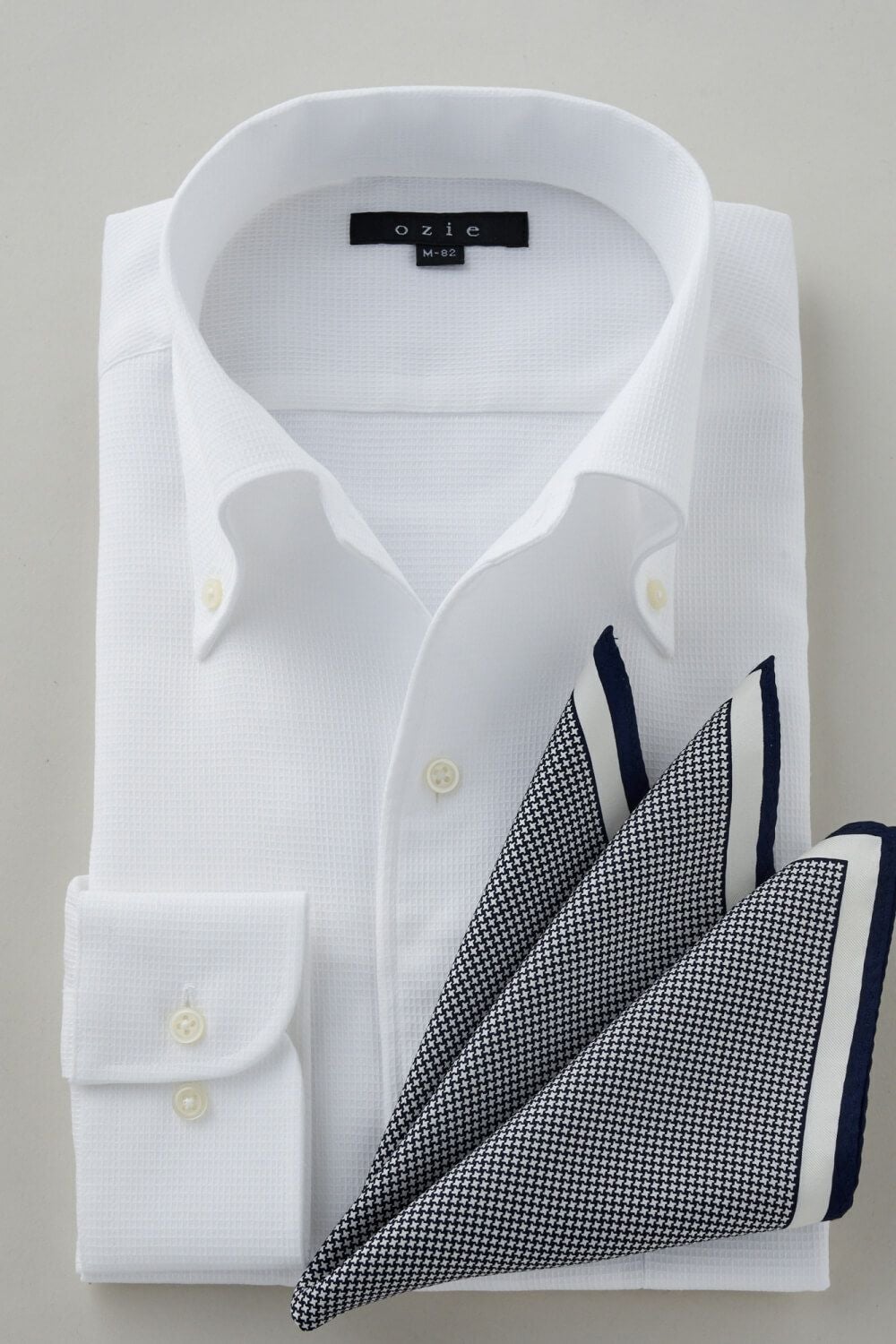 ワイシャツ 8051-C04A-WHITE-コーディネートイメージ