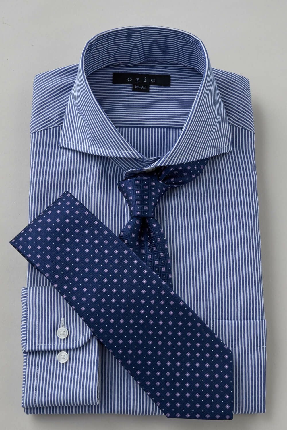 ワイシャツ 8070-C12A-BLUE-コーディネートイメージ